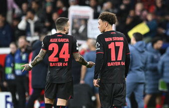 Leverkusens Aleix Garcia war nach der hohen Niederlage enttäuscht. Leverkusens Aleix Garcia war nach der hohen Niederlage enttäuscht.