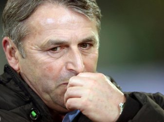 Der Nachfolger von Wolfsburgs gefeuertem Sportchef Klaus Allofs wird einen neuen Trainer für den VfL suchen müssen. Foto: Peter Steffen
<br>dpa-infocom GmbH Der Nachfolger von Wolfsburgs gefeuertem Sportchef Klaus Allofs wird einen neuen Trainer für den VfL suchen müssen. Foto: Peter Steffen
<br>dpa-infocom GmbH