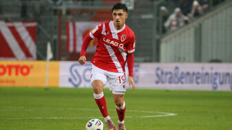 3. Liga: Seriensieger Cottbus übernimmt Tabellenführung 3. Liga: Seriensieger Cottbus übernimmt Tabellenführung