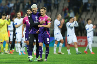 Andrich (links) und Kimmich haben sich über die Nationalmannschaft angefreundet. (Archivfoto) Andrich (links) und Kimmich haben sich über die Nationalmannschaft angefreundet. (Archivfoto)
