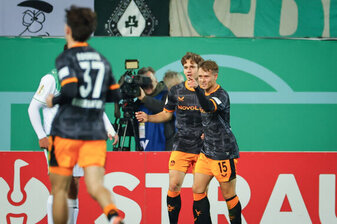 Die Gäste gingen früh in Führung. Die Gäste gingen früh in Führung.