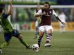 Jermaine Jones (r.) wechselt zu L.A. Galaxy (Quelle: PIXATHLON/SID)