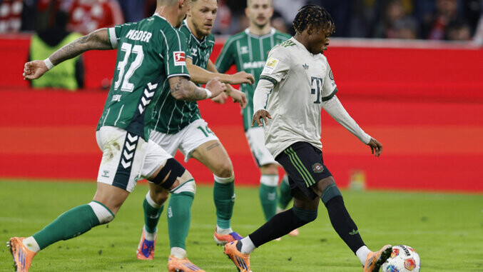 Foto: U17-WM: Bayern hoffen bei Mike auf weitere Entwicklung
