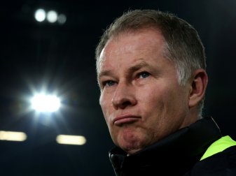 Reuter äüßert sich zu Gerüchten um Ex-Trainer Schuster (Quelle: SID-IMAGES) Reuter äüßert sich zu Gerüchten um Ex-Trainer Schuster (Quelle: SID-IMAGES)
