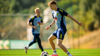 Larsson fehlt der Eintracht "bis auf Weiteres" Larsson fehlt der Eintracht "bis auf Weiteres"