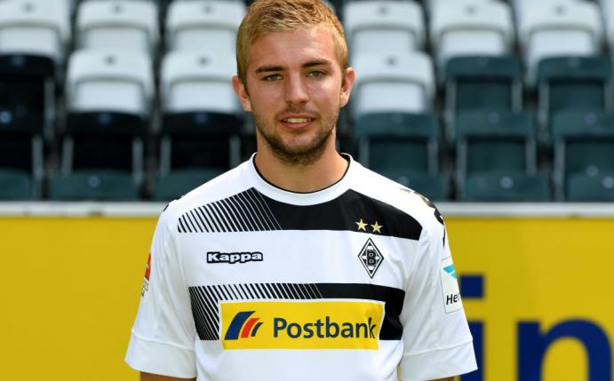 Christoph Kramer verletzte sich im Spiel gegen Augsburg (Quelle: SID)
