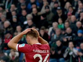 Hannover 96 hat den Sprung an die Tabellenspitze verpasst. Foto: Peter Steffen
<br>dpa-infocom GmbH Hannover 96 hat den Sprung an die Tabellenspitze verpasst. Foto: Peter Steffen
<br>dpa-infocom GmbH