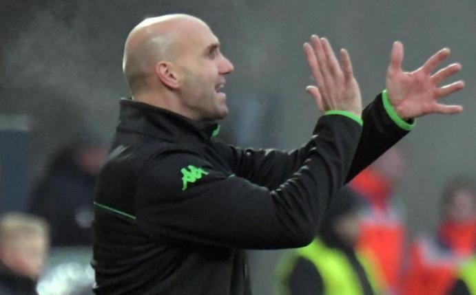 Gladbachs Trainer Andre Schubert ist nach der enttäuschenden Hinrunde in die Kritik geraten. Foto: Stefan Puchner
<br>dpa-infocom GmbH