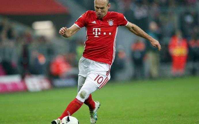 Hat eine Zukunft bei den Bayern: Arjen Robben (Quelle: firo Sportphoto/SID)