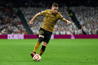 MADRID, SPAIN - APRIL 01: Luka Sucic of Real Sociedad controls the ball during the Copa del Rey semifinal match between Real Madrid and Real Sociedad at Estadio Santiago Bernabeu on April 01, 2025 in MADRID, SPAIN - APRIL 01: Luka Sucic of Real Sociedad controls the ball during the Copa del Rey semifinal match between Real Madrid and Real Sociedad at Estadio Santiago Bernabeu on April 01, 2025 in