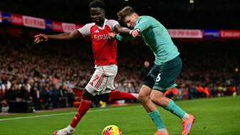 Gegen Schlusslicht: Arsenal siegt nach Eckballtor Gegen Schlusslicht: Arsenal siegt nach Eckballtor