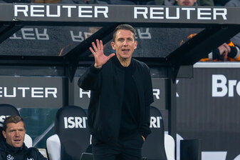 Daniel Bauer geht auch in das Freiburg-Spiel als Interimstrainer. (Archivfoto) Daniel Bauer geht auch in das Freiburg-Spiel als Interimstrainer. (Archivfoto)