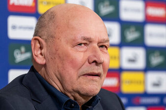 Der neue tschechische Fußball-Nationaltrainer Miroslav Koubek auf einer Pressekonferenz des Fußballverbands FACR in Prag