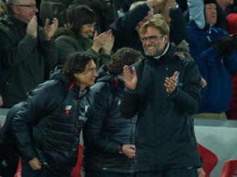 Jürgen Klopp bejubelt einen 4:1-Sieg gegen Stoke City. Foto: Peter Powell Jürgen Klopp bejubelt einen 4:1-Sieg gegen Stoke City. Foto: Peter Powell