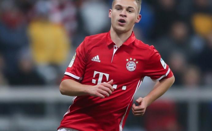 Kimmich sieht die Bayern im Vorteil gegenüber Leipzig (Quelle: FIRO/SID-IMAGES)