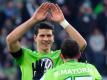 Mario Gomez (l) hält sich seine Zukunft offen. Foto: Peter Steffen