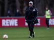 Trainer Peter Stöger bleibt mit seinem Team vorerst in Köln. Foto: Maja Hitij