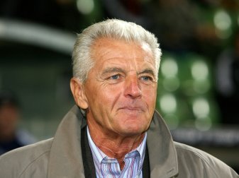 Erich Ribbeck: Confed Cup ist Chance für junge Spieler (Quelle: FIRO/SID)
<br>© 2017 SID Erich Ribbeck: Confed Cup ist Chance für junge Spieler (Quelle: FIRO/SID)
<br>© 2017 SID