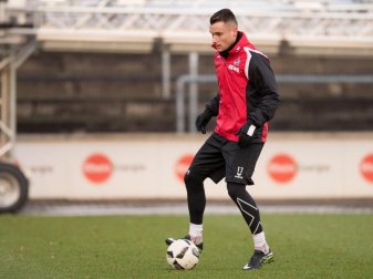 Christian Clemens ist bei den Kölnern als Ersatz für den ausfallenden Marcel Risse vorgesehen. Foto: Marius Becker Christian Clemens ist bei den Kölnern als Ersatz für den ausfallenden Marcel Risse vorgesehen. Foto: Marius Becker