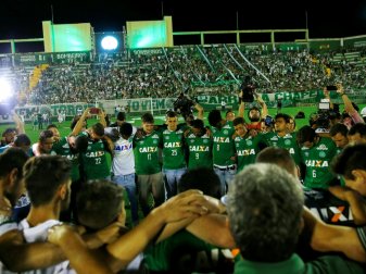 Für Chapecoense geht es langsam weiter (Quelle: PIXATHLON/SID)
<br>© 2017 SID Für Chapecoense geht es langsam weiter (Quelle: PIXATHLON/SID)
<br>© 2017 SID