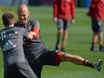 Bayern-Star Arjen Robben trifft im Training auch per Kopf. Foto: Andreas Gebert