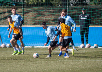 Foto: Nach langer Pause: Hertha-Star gibt sein Trainings-Comeback