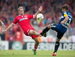 Sören Brandy (l.) wechselt zu Arminia Bielefeld (Quelle: PIXATHLON/SID)
<br>© 2017 SID Sören Brandy (l.) wechselt zu Arminia Bielefeld (Quelle: PIXATHLON/SID)
<br>© 2017 SID