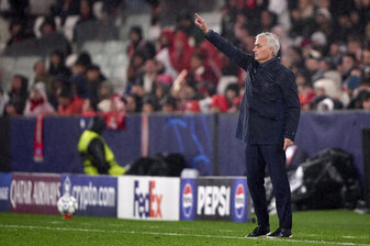 Jose Mourinho geht mit seinem Team hart ins Gericht. (Photo by Jose Manuel Alvarez Rey/Getty Images)