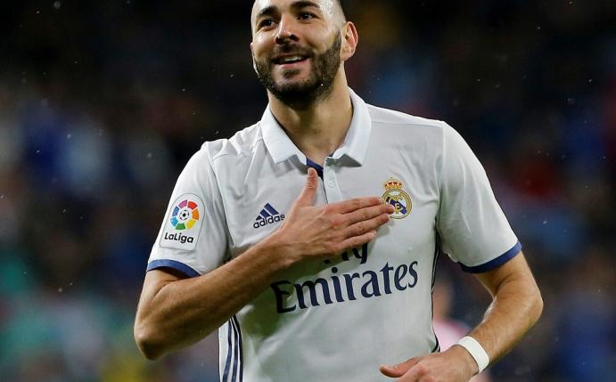 Benzema mit Last-Minute-Ausgleich in Sevilla (Quelle: PIXATHLON/SID-IMAGES)
