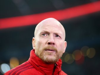 Sammer: "Gefährlich und gehört mitnichten zum Geschäft" Sammer: "Gefährlich und gehört mitnichten zum Geschäft"