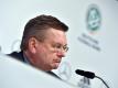 DFB-Präsident Reinhard Grindel muss sich weiter mit den Auswirkungen der WM-Affäre beschäftigen. Foto: Martin Schutt