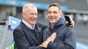Foto: Nach "Leitl raus"-Rufe: Görlich erneuert Job-Garantie für Hertha-Cheftrainer