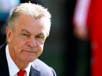 Hitzfeld glaubt an Meisterschaftsgewinn der Bayern Hitzfeld glaubt an Meisterschaftsgewinn der Bayern