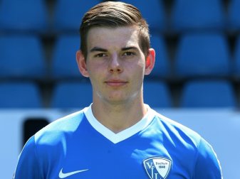 Maxim Leitsch unterschreibt Profivertrag beim VfL Bochum Maxim Leitsch unterschreibt Profivertrag beim VfL Bochum