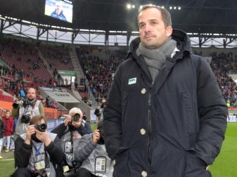 Trainer Manuel Baum geht seine neue Aufgabe nicht mit anderen Gefühlen an. Foto: Stefan Puchner Trainer Manuel Baum geht seine neue Aufgabe nicht mit anderen Gefühlen an. Foto: Stefan Puchner
