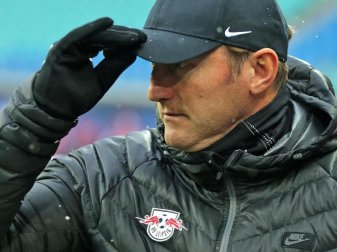 Leipzigs Trainer Ralph Hasenhüttl muss mit seinem Team gegen Eintracht Frankfurt antreten. Foto: Jan Woitas