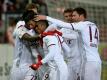 Die Bayern-Spieler feiern den Last-Minute-Sieg beim SC Freiburg. Foto: Patrick Seeger
