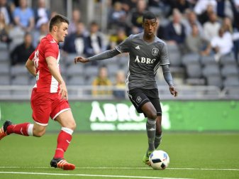 Alexander Isak steht wohl vor einem Wechsel zu Borussia Dortmund. Foto: Vilhelm Stokstad