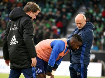 Djourou (m.) zog sich die Verletzung beim Aufwärmen zu Djourou (m.) zog sich die Verletzung beim Aufwärmen zu