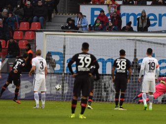 Hakan Calhanoglu (l.) traf gegen Hertha BSC doppelt. Foto: Federico Gambarini Hakan Calhanoglu (l.) traf gegen Hertha BSC doppelt. Foto: Federico Gambarini
