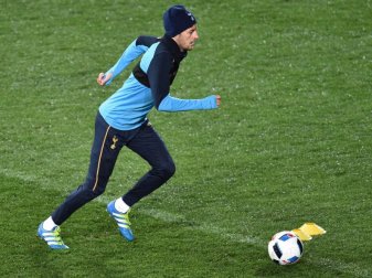 Ryan Mason musste am Schädel operiert werden. Foto: Julian Smith Ryan Mason musste am Schädel operiert werden. Foto: Julian Smith