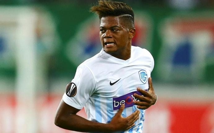 Leon Bailey vom KRC Genk steht auf Schmidts Wunschliste
