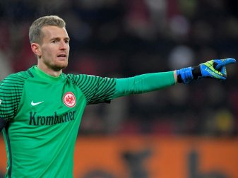 Lukas Hradecky wird für ein Spiel gesperrt Lukas Hradecky wird für ein Spiel gesperrt