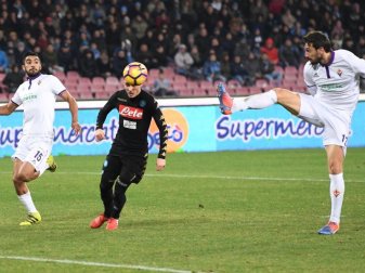 Neapels José Callejon (M) erzielt das Tor zum 1:0 gegen Florenz in der 71. Minute. Foto: Ciro Fusco Neapels José Callejon (M) erzielt das Tor zum 1:0 gegen Florenz in der 71. Minute. Foto: Ciro Fusco
