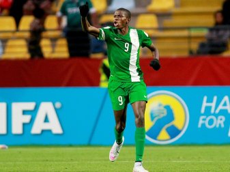 Victor Osimhen wird den Wölfen rund einen Monat fehlen Victor Osimhen wird den Wölfen rund einen Monat fehlen