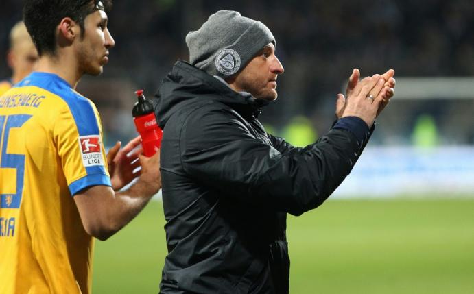 Das Team von Torsten Lieberknecht rettet ein 1:1
