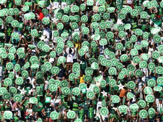 Erster Sieg für Chapecoense nach dem Flugzeugunglück Erster Sieg für Chapecoense nach dem Flugzeugunglück