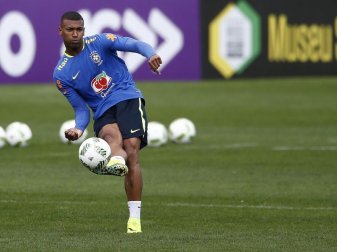 Der Brasilianer Walace wechselt zum Hamburger SV. Foto: Marcelo Sayao Der Brasilianer Walace wechselt zum Hamburger SV. Foto: Marcelo Sayao