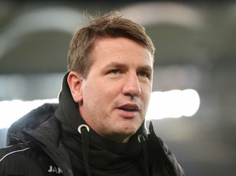 Daniel Stendel von Zweitliga-Tabellenführer Hannover 96 Daniel Stendel von Zweitliga-Tabellenführer Hannover 96