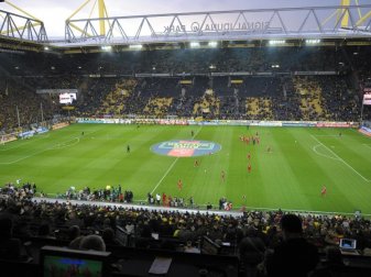Der Signal Iduna Park in Dortmund ist das größte Bundesligastadion und gilt als stimmungsvollste deutsche Arena. Foto: Federico Gambarini